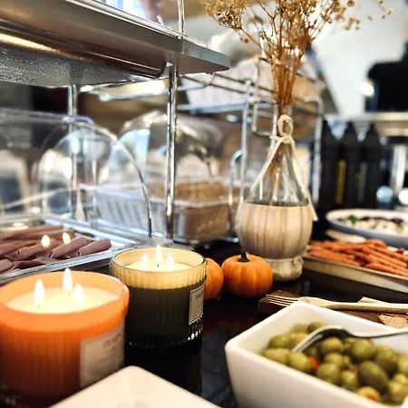 Couette-café Siumno 3*
